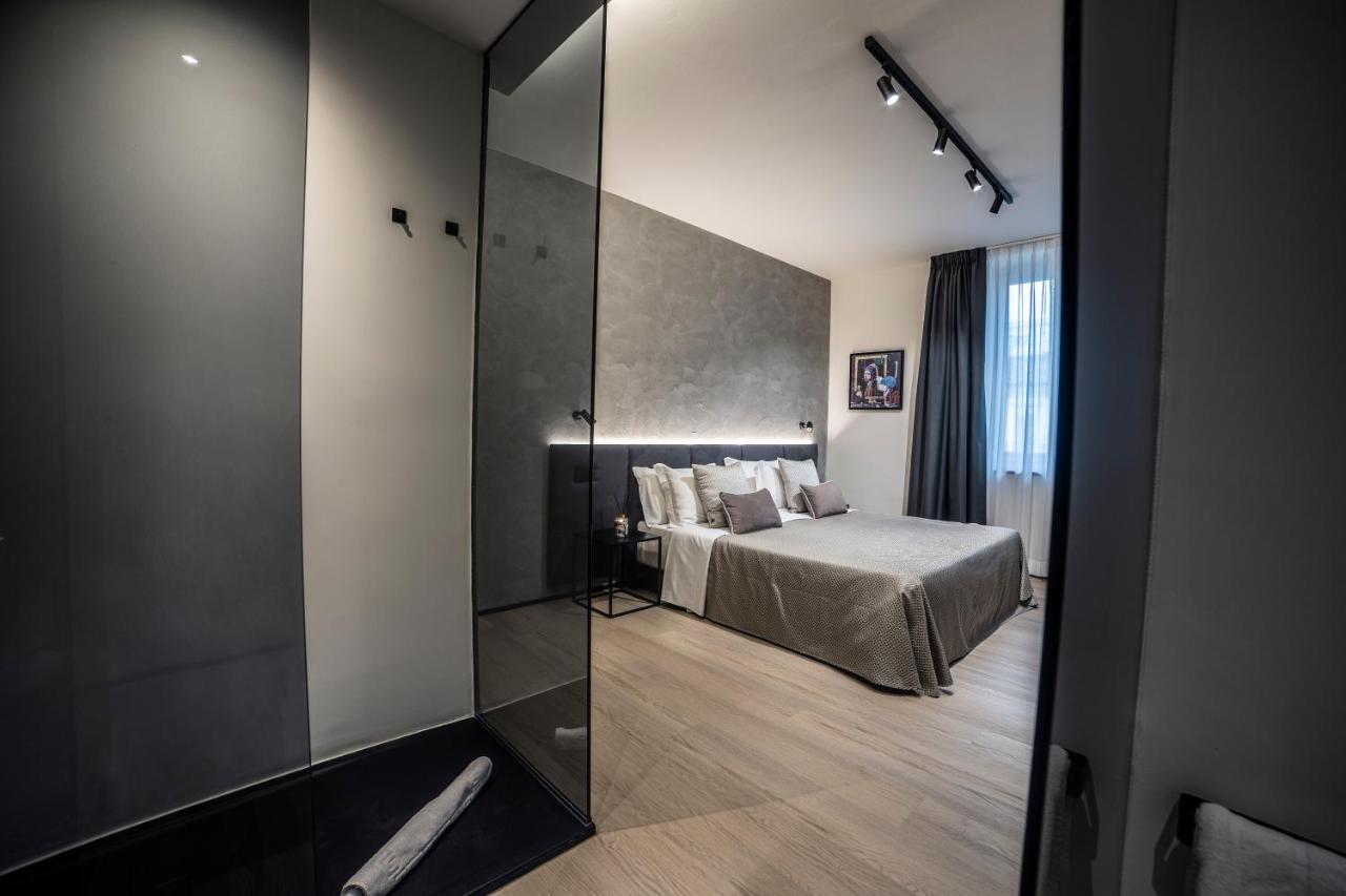 Corso 84 Luxury Suites Pescara Eksteriør billede