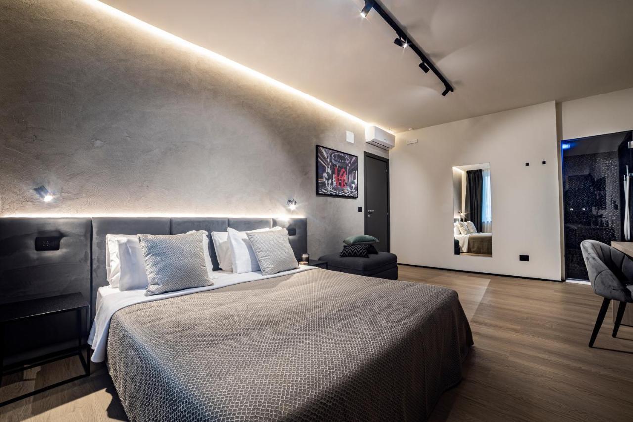 Corso 84 Luxury Suites Pescara Eksteriør billede