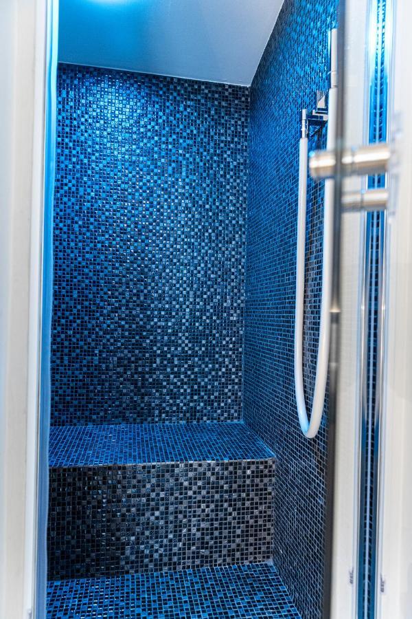 Corso 84 Luxury Suites Pescara Eksteriør billede
